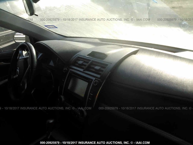 4T1BF1FK1CU186971 - 2012 TOYOTA CAMRY SE/LE/XLE შავი ფოტო 5