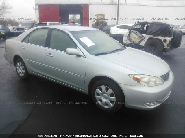 4T1BE32K93U244328 - 2003 TOYOTA CAMRY LE/XLE/SE Gümüş foto 1
