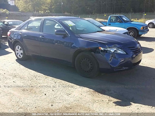 4T1BE46K67U105019 - 2007 TOYOTA CAMRY NEW GENERAT CE/LE/XLE/SE BLUE photo 1