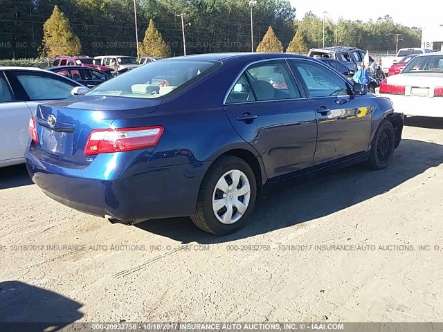 4T1BE46K67U105019 - 2007 TOYOTA CAMRY NEW GENERAT CE/LE/XLE/SE BLUE photo 4