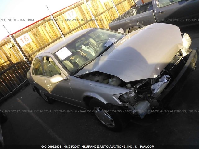 4T1BG22K6YU950927 - 2000 TOYOTA CAMRY CE/LE/XLE 金色 照片 1