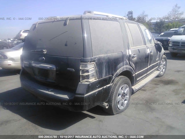 1FMFU19508LA14327 - 2008 FORD EXPEDITION LIMITED BLACK photo 4