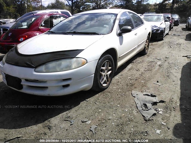 2B3HD46R23H555246 - 2003 DODGE INTREPID SE WHITE photo 2