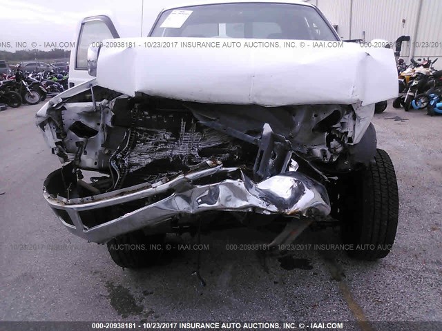 1FTWW31PX5ED31197 - 2005 FORD F350 SRW SUPER DUTY WHITE photo 6