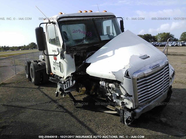 1FUJBBCV19DAN0652 - 2009 FREIGHTLINER ST120 ST120 WHITE photo 1