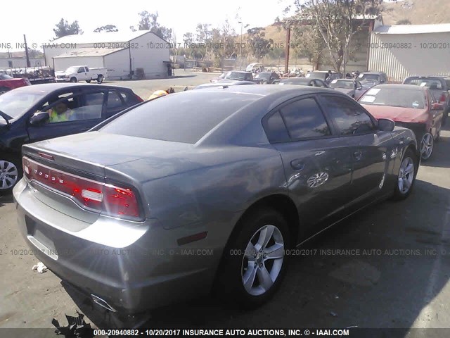 2C3CDXBGXCH109428 - 2012 DODGE CHARGER SE GRAY photo 4