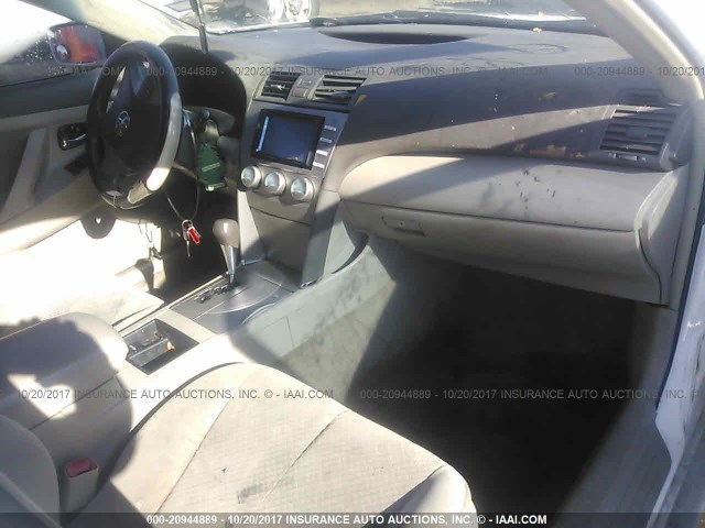 4T1BE46K29U831480 - 2009 TOYOTA CAMRY SE/LE/XLE 白色 照片 5