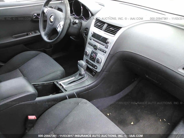 1G1ZC5EB1AF258167 - 2010 CHEVROLET MALIBU 1LT 白色 照片 5