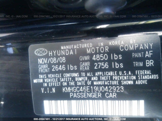 KMHGC46E19U042923 - 2009 HYUNDAI GENESIS 3.8L BLACK photo 9