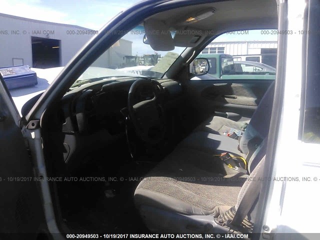 3B7HC13Y81G769876 - 2001 DODGE RAM 1500 WHITE photo 5