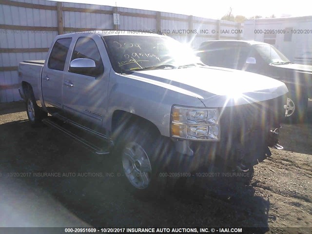 3GCRKSE33AG193676 - 2010 CHEVROLET SILVERADO K1500 LT SILVER photo 1