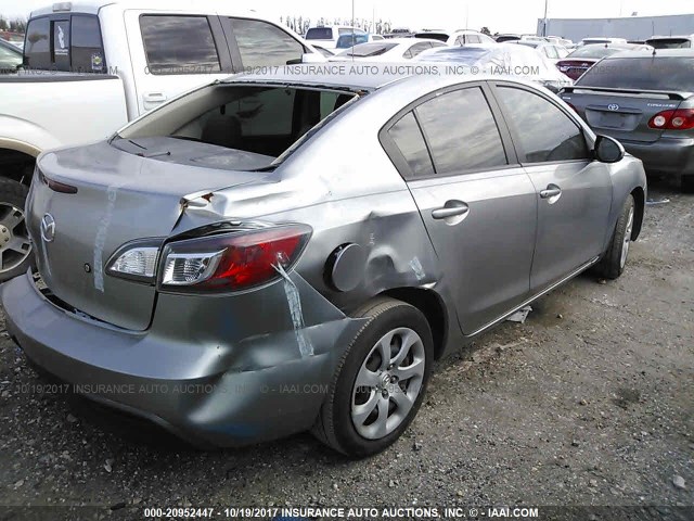 JM1BL1UF9B1455155 - 2011 MAZDA 3 I SILVER photo 4