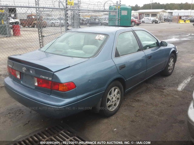 4T1BG22K4YU982050 - 2000 TOYOTA CAMRY CE/LE/XLE 蓝色 照片 4