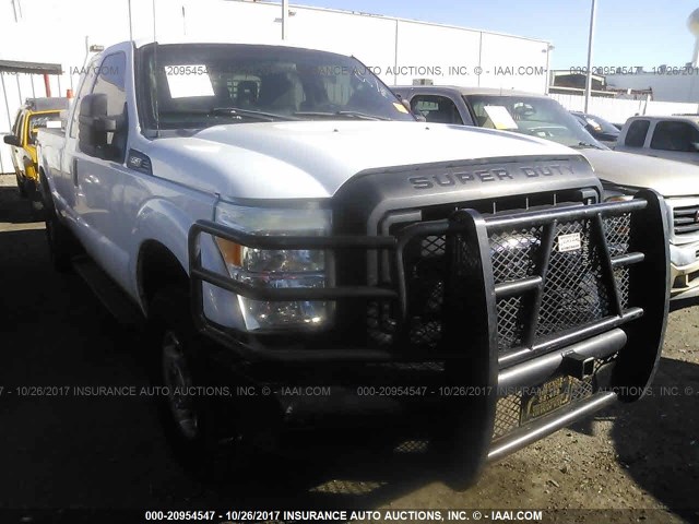 1FT7X2B69BEA85644 - 2011 FORD F250 SUPER DUTY WHITE photo 1