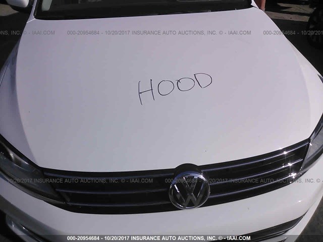 3VW2B7AJ7HM302099 - 2017 VOLKSWAGEN JETTA S 白色 照片 10