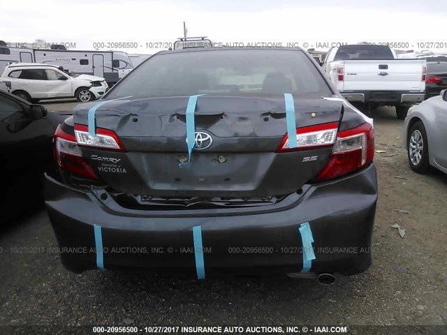 4T1BF1FK6EU348631 - 2014 TOYOTA CAMRY L/SE/LE/XLE GRAY photo 6