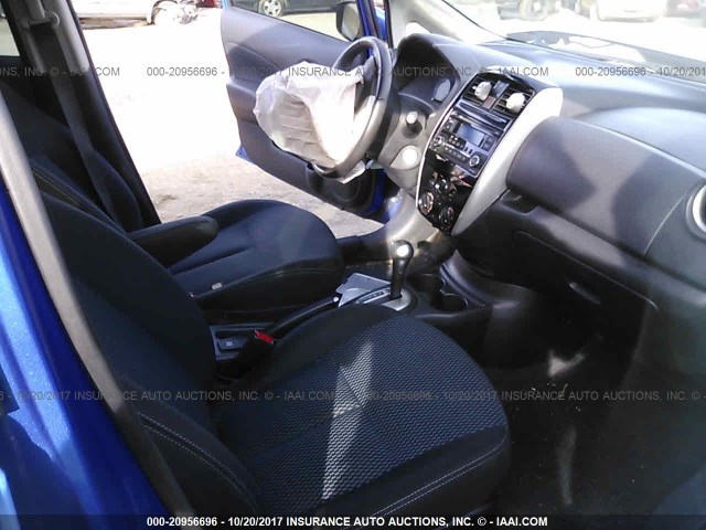 3N1CE2CP5FL361418 - 2015 NISSAN VERSA NOTE S/S PLUS/SV/SL/SR BLUE photo 5