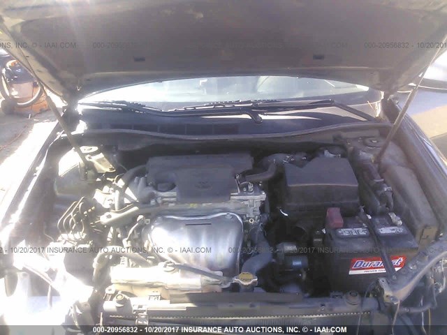 4T4BF1FK7CR198161 - 2012 TOYOTA CAMRY SE/LE/XLE ნაცრისფერი ფოტო 10