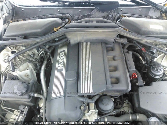 WBANA53514B848841 - 2004 BMW 525 I 银色 照片 10