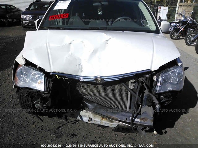 2A4RR5D16AR450797 - 2010 CHRYSLER TOWN & COUNTRY TOURING WHITE photo 6