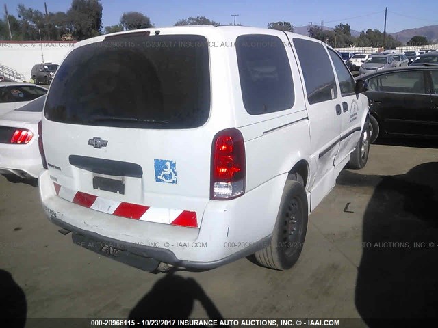 1GBDV13W78D154822 - 2008 CHEVROLET UPLANDER INCOMPLETE WHITE photo 4
