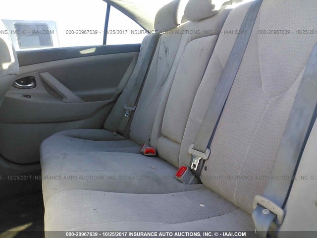 4T4BF3EK9BR187061 - 2011 TOYOTA CAMRY SE/LE/XLE ნაცრისფერი ფოტო 8