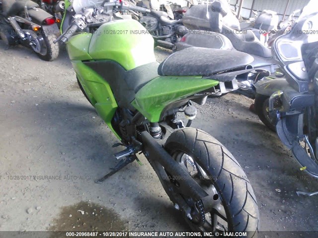 JKAEXMJ15CDA96802 - 2012 KAWASAKI EX250 J GREEN photo 3