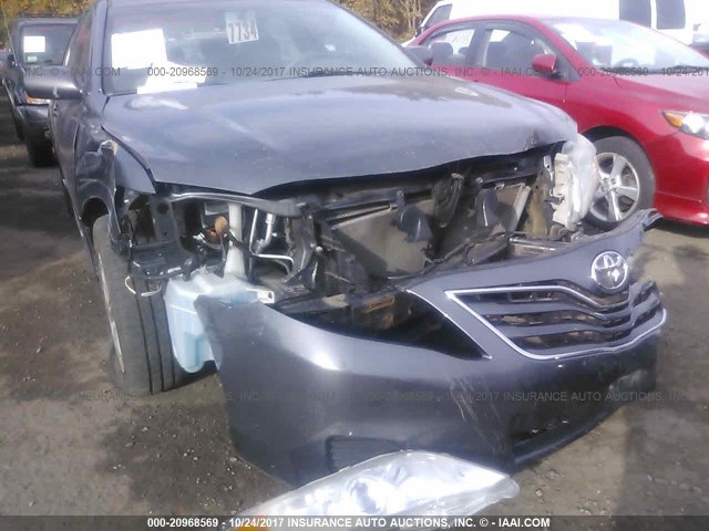 4T4BF3EK5BR123177 - 2011 TOYOTA CAMRY SE/LE/XLE ნაცრისფერი ფოტო 6