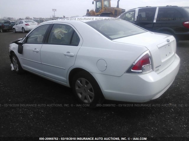 3FAFP06Z86R250645 - 2006 FORD FUSION S WHITE photo 3