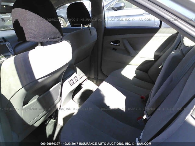 4T1BB46K08U053672 - 2008 TOYOTA CAMRY HYBRID SILVER photo 8