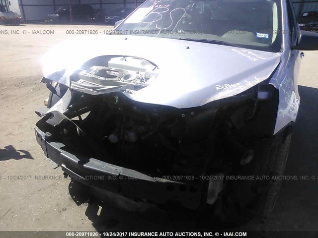 1GNKRFED9CJ331033 - 2012 CHEVROLET TRAVERSE LS SILVER photo 6