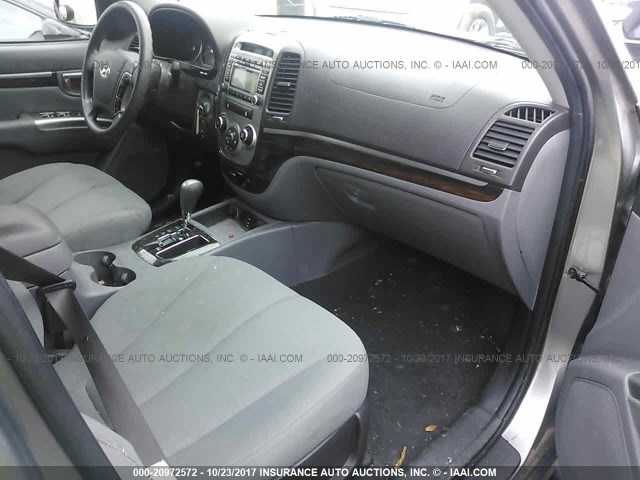 5XYZG3AB1BG031260 - 2011 HYUNDAI SANTA FE GLS GRAY photo 5