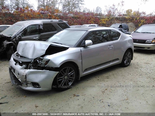 JTKJF5C70B3008375 - 2011 TOYOTA SCION TC 银色 照片 2