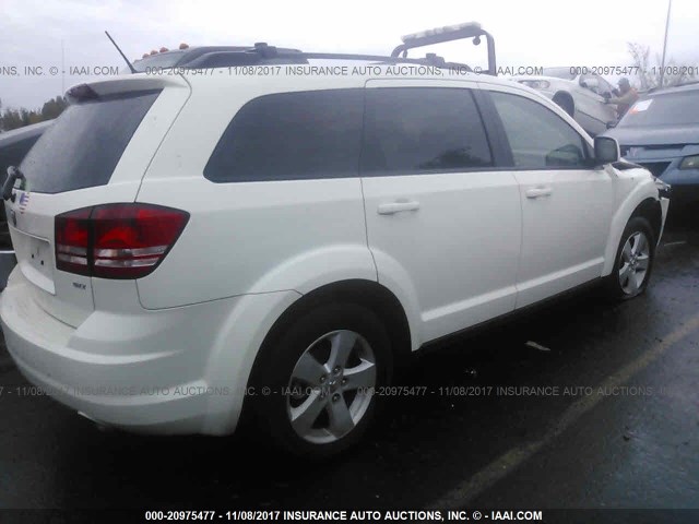 3D4GG57V19T241853 - 2009 DODGE JOURNEY SXT WHITE photo 4