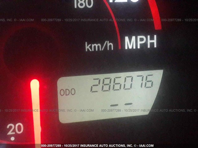 2T1KR32E24C178206 - 2004 TOYOTA COROLLA MATRIX XR GRAY photo 7