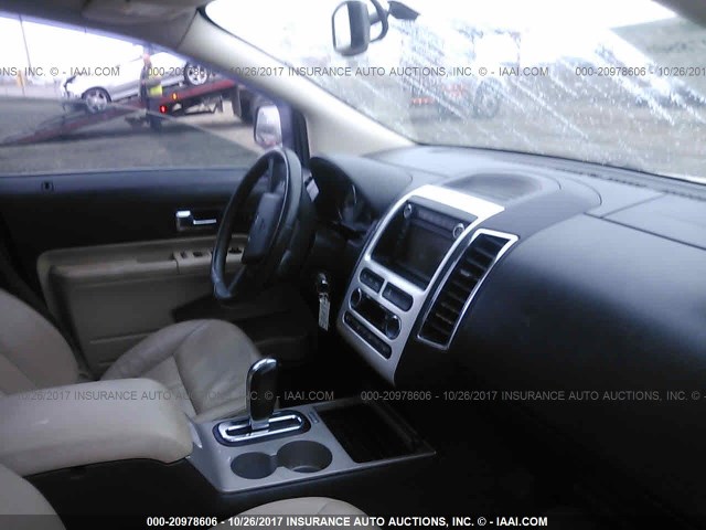 2FMDK49C18BB12568 - 2008 FORD EDGE LIMITED WHITE photo 5