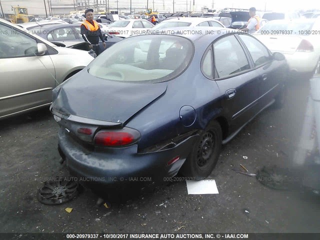 1FAFP52S3WA213566 - 1998 FORD TAURUS LX/SE BLUE photo 4