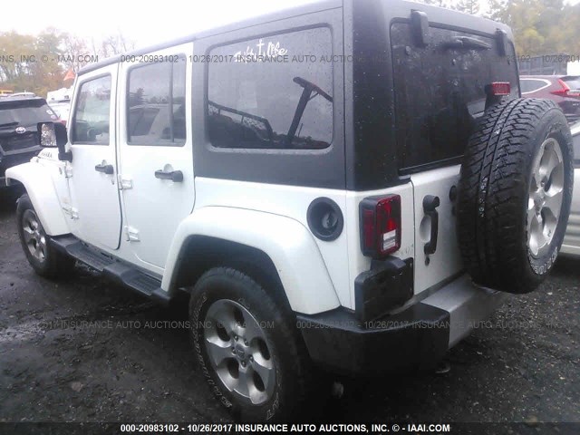 1C4BJWEG5EL326624 - 2014 JEEP WRANGLER UNLIMITE SAHARA WHITE photo 3