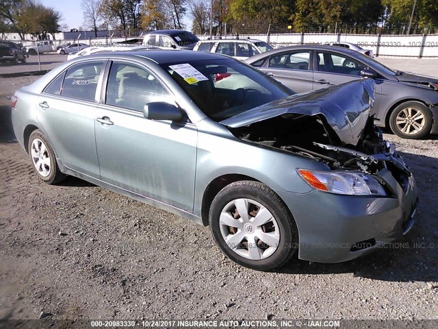 JTNBE46K573087442 - 2007 TOYOTA CAMRY NEW GENERAT CE/LE/XLE/SE GREEN photo 1