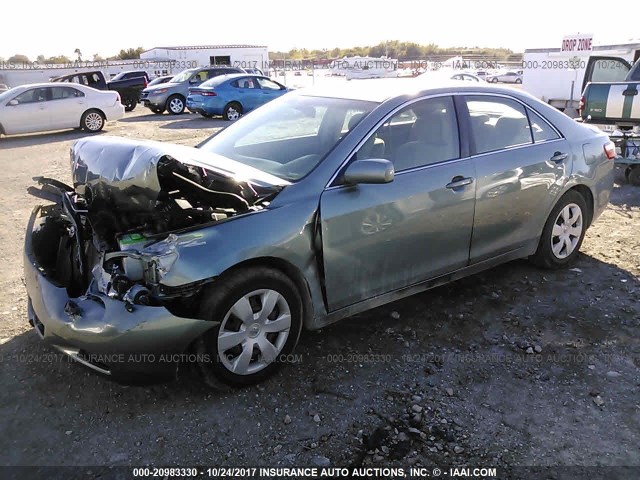 JTNBE46K573087442 - 2007 TOYOTA CAMRY NEW GENERAT CE/LE/XLE/SE GREEN photo 2