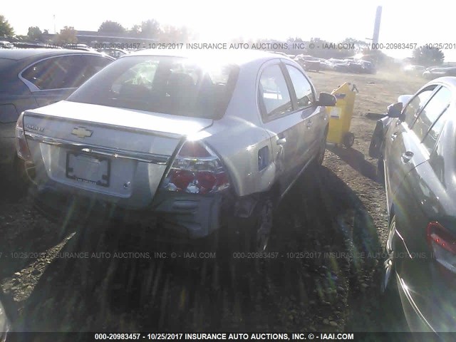KL1TD5DE7BB122549 - 2011 CHEVROLET AVEO LS/LT 银色 照片 4