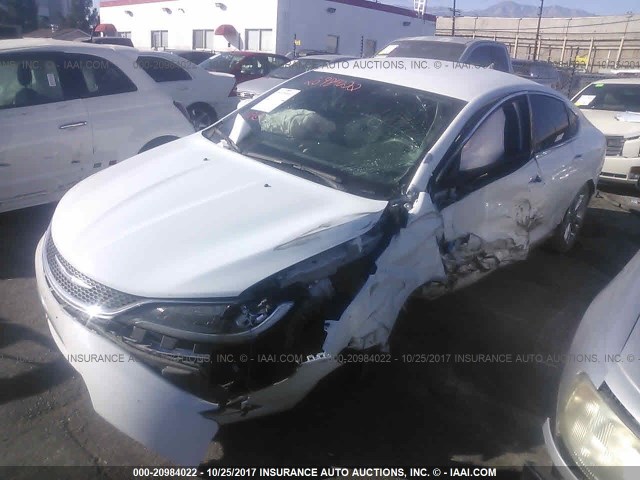 1C3CCCAB2GN155818 - 2016 CHRYSLER 200 LIMITED WHITE photo 2