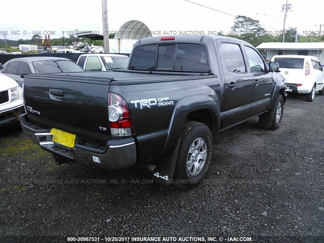 3TMLU4EN1EM162592 - 2014 TOYOTA TACOMA DOUBLE CAB GRAY photo 4