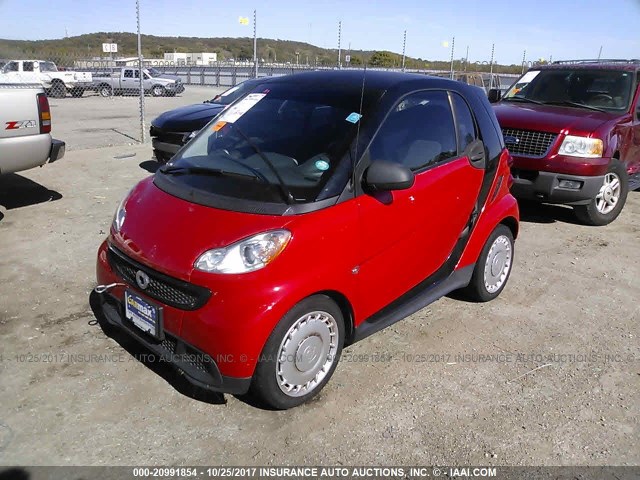 WMEEJ3BA5DK599113 - 2013 SMART FORTWO PURE/PASSION RED photo 2
