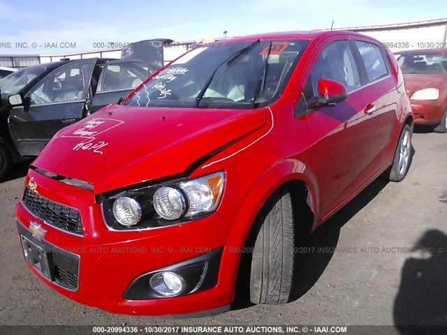 1G1JF6SB5F4114770 - 2015 CHEVROLET SONIC LTZ RED photo 2