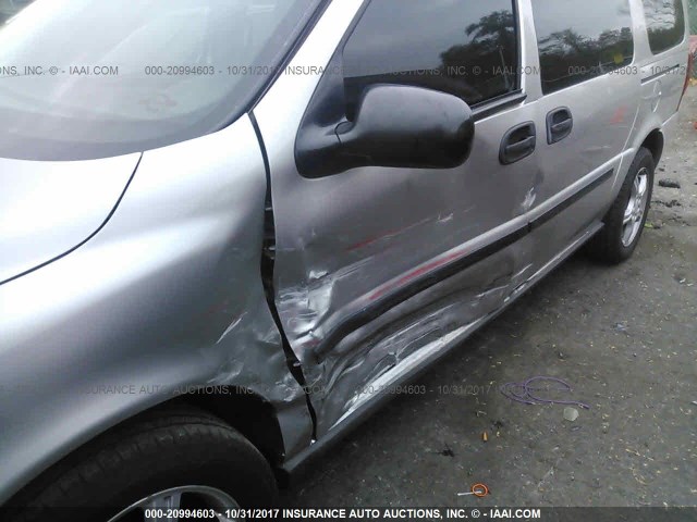 1GNDV23178D174985 - 2008 CHEVROLET UPLANDER LS SILVER photo 6