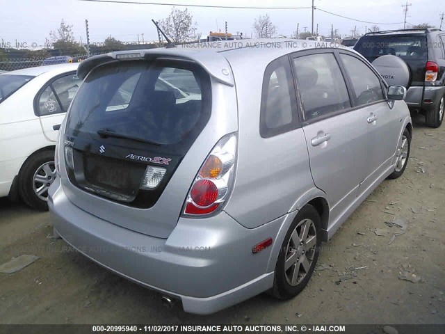 JS2RC61H455300355 - 2005 SUZUKI AERIO SX SILVER photo 4