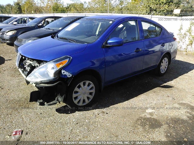 3N1CN7AP6HL859758 - 2017 NISSAN VERSA S/S PLUS/SV/SL BLUE photo 2