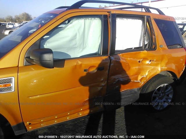 SALFS24N88H034165 - 2008 LAND ROVER LR2 SE TECHNOLOGY ORANGE photo 6