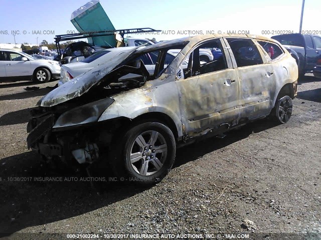 1GNKVGED7BJ132689 - 2011 CHEVROLET TRAVERSE LT WHITE photo 2